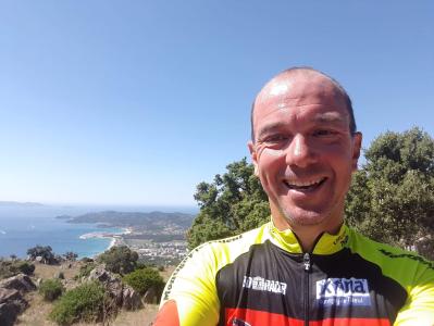 au  Mont Faron (il en est ... fan)